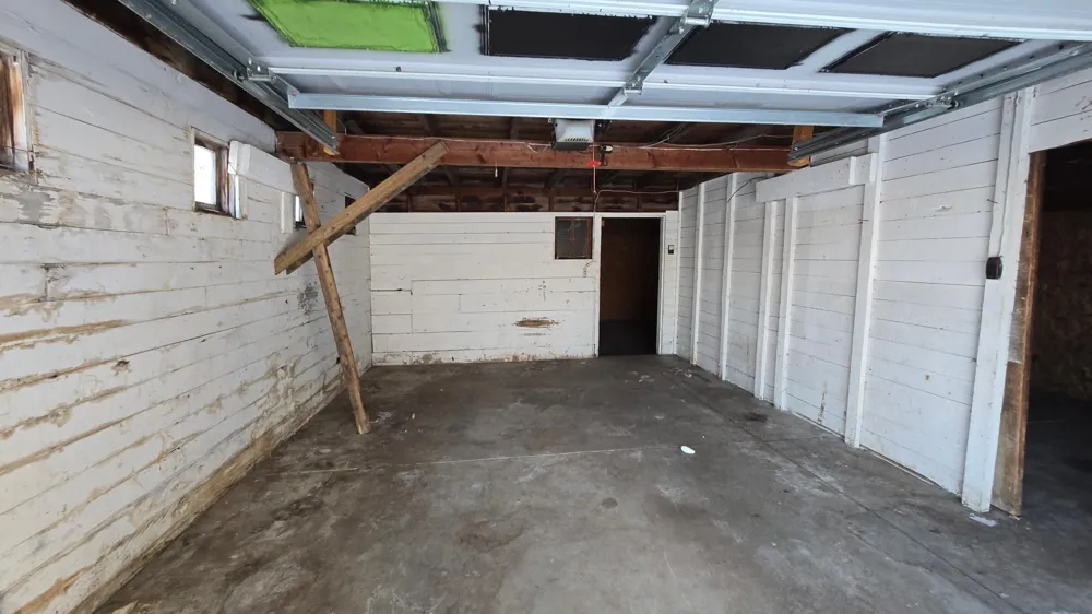 315 W Newburg Avenue Mabel, MN 55954