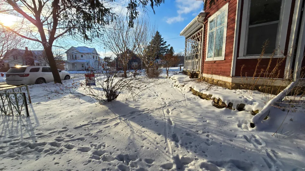 315 W Newburg Avenue Mabel, MN 55954