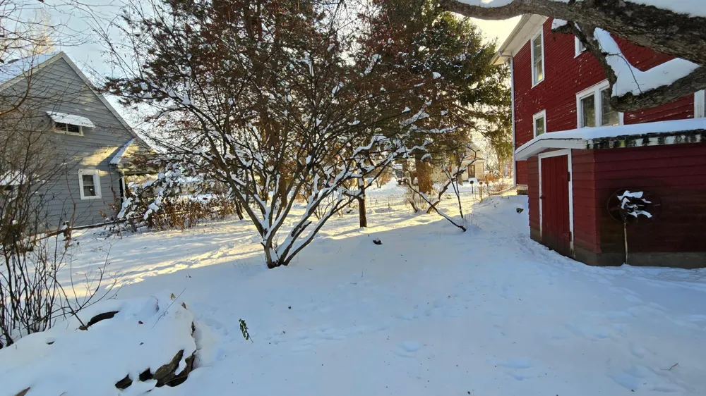 315 W Newburg Avenue Mabel, MN 55954