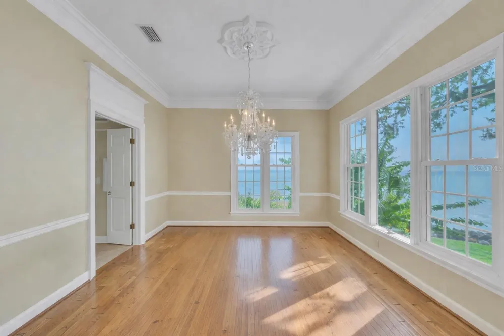 6212 BAYSHORE BOULEVARD #K Tampa, FL 33611