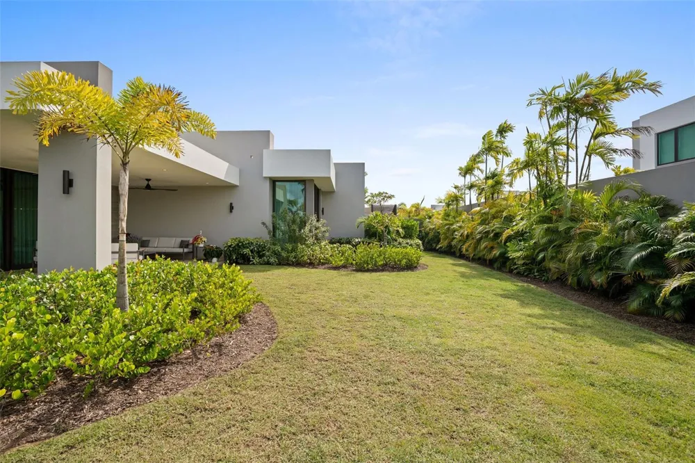 63 THE ISLES AT DORADO BEACH Dorado, PR 00646