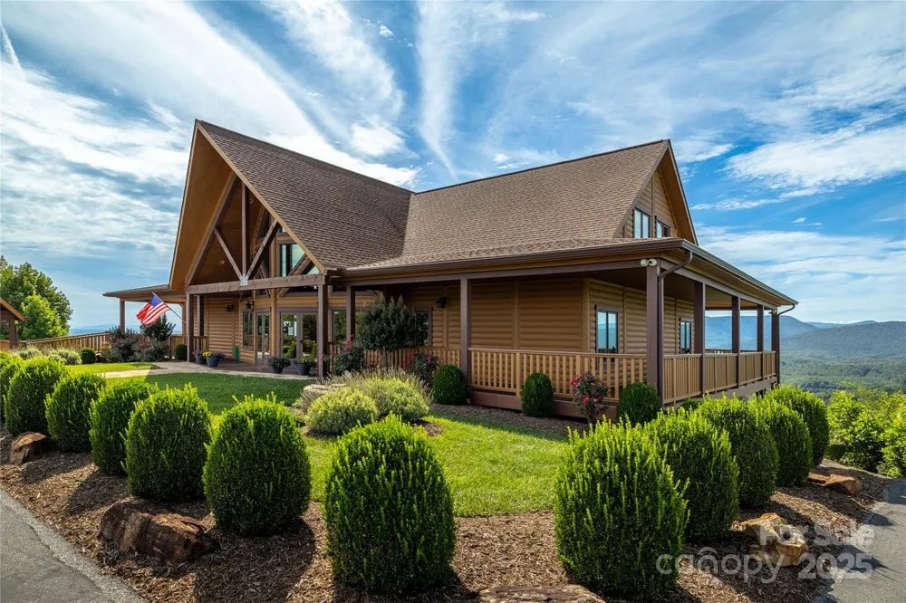 2071 Thoroughbred Way #G19 Lenoir, NC 28645