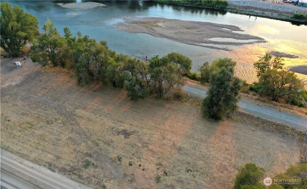 0 Asotin Street Omak, WA 98841