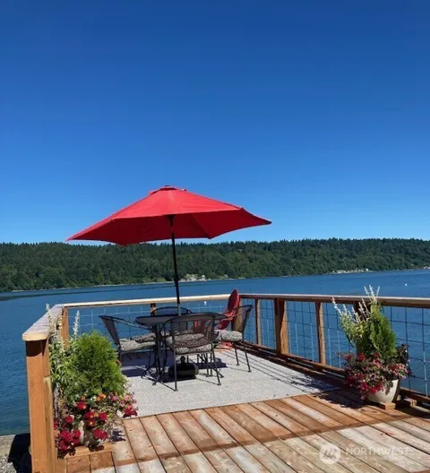 27728 Manzanita Beach Rd SW
