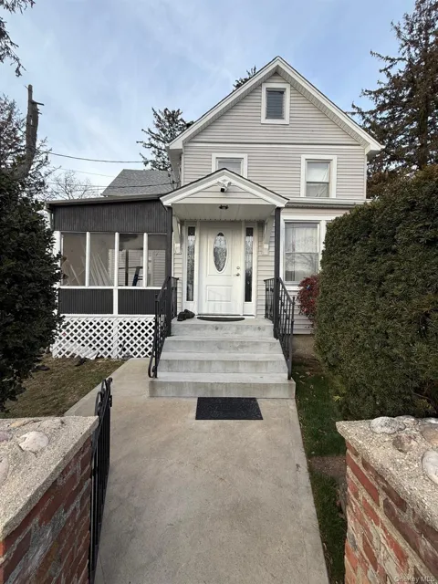 41 Stone Avenue