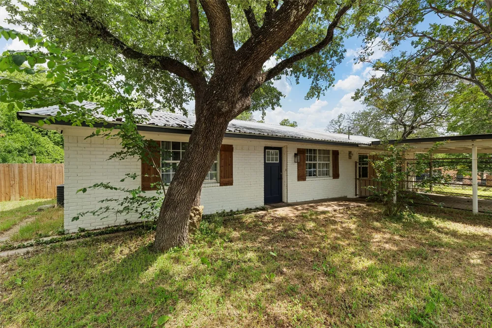 102 Creek Drive Whitney, TX 76692