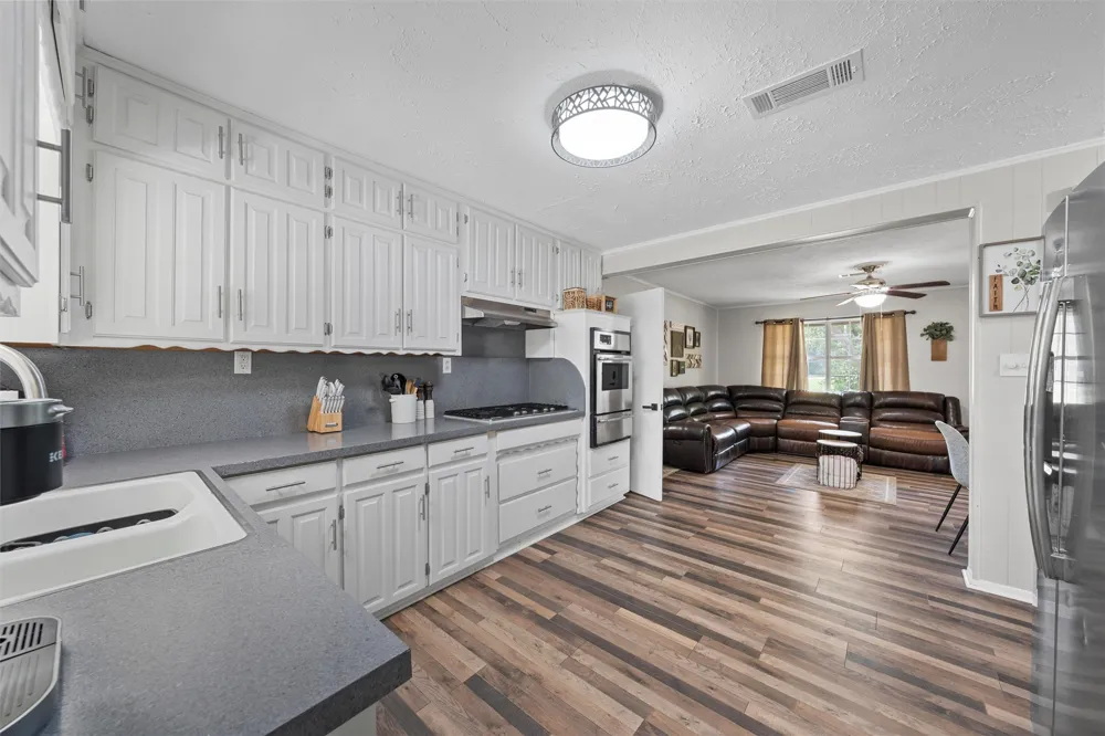 102 Creek Drive Whitney, TX 76692