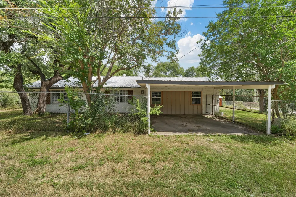 102 Creek Drive Whitney, TX 76692