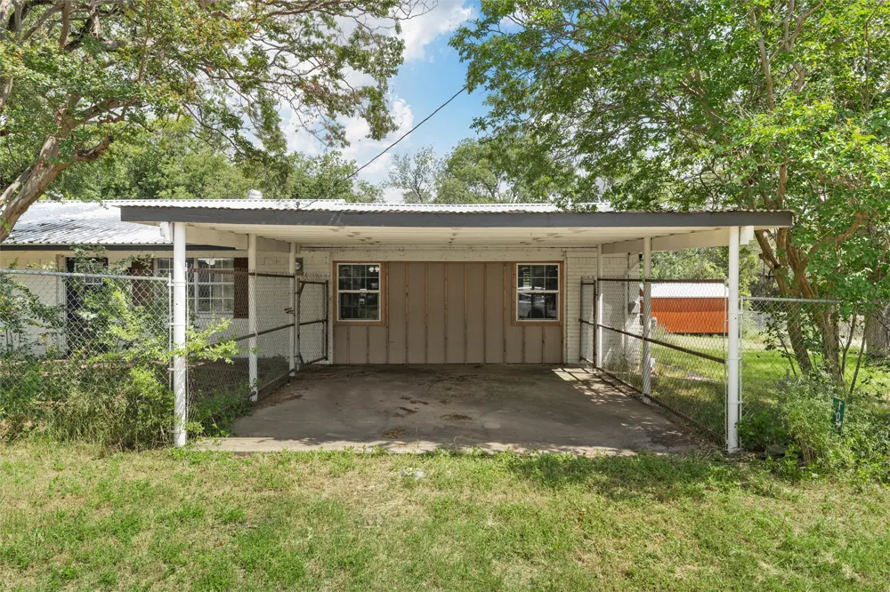 102 Creek Drive Whitney, TX 76692