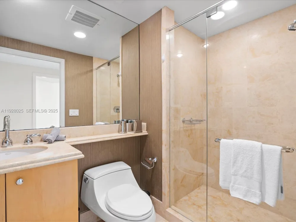 17875 Collins Ave #3303 Sunny Isles Beach, FL 33160