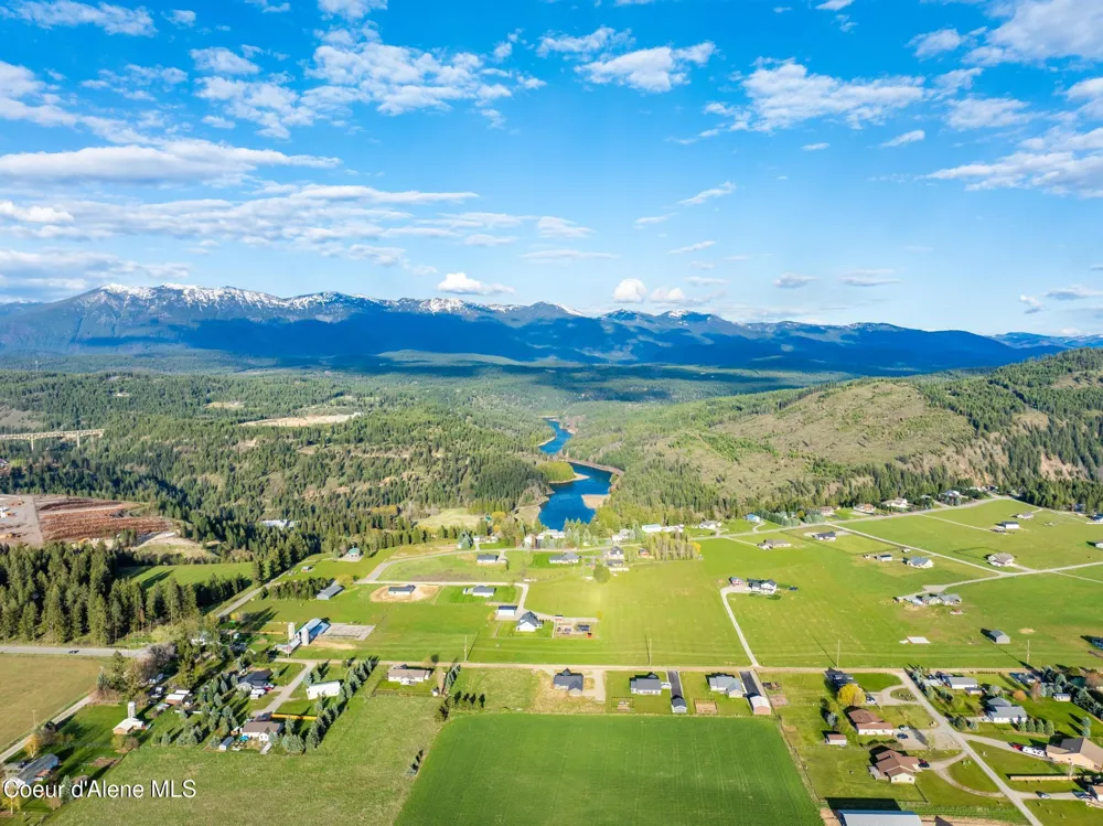 454 S Division Street Moyie Springs, ID 83845