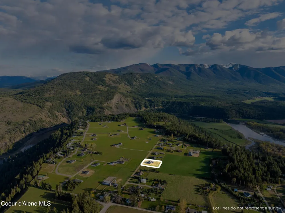 454 S Division Street Moyie Springs, ID 83845