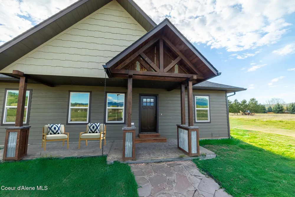 454 S Division Street Moyie Springs, ID 83845