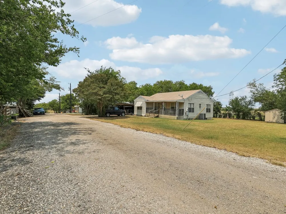 Bluebonnet Road Lockhart, TX 78644