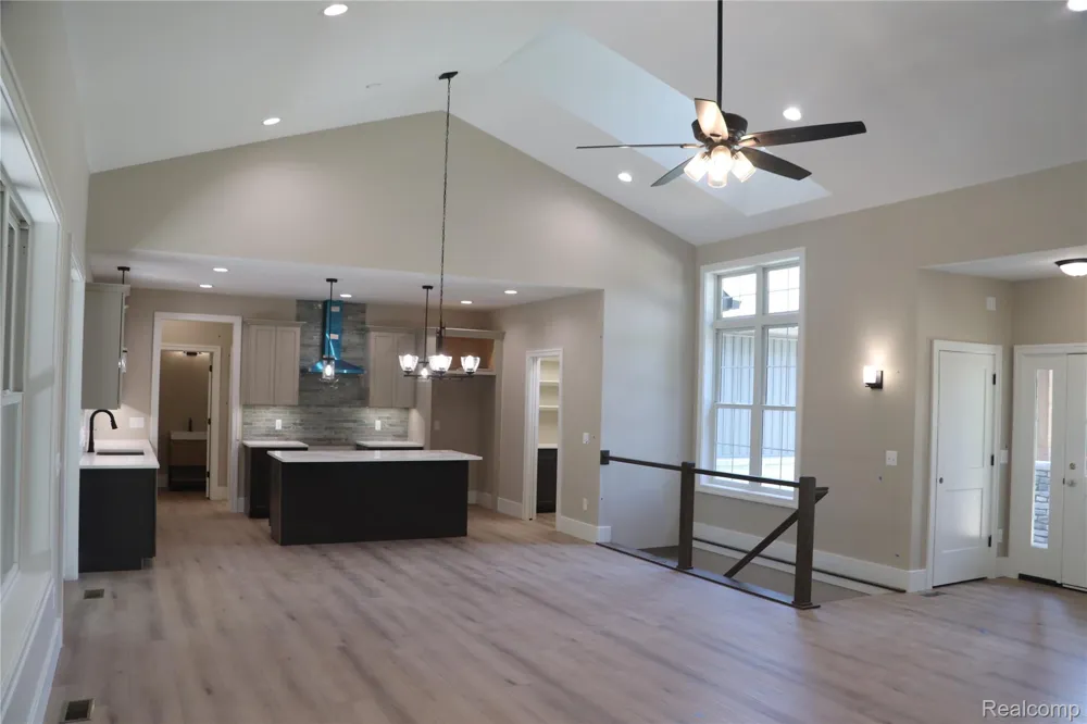 7877 Donegal Court Tyrone Township, MI 48430