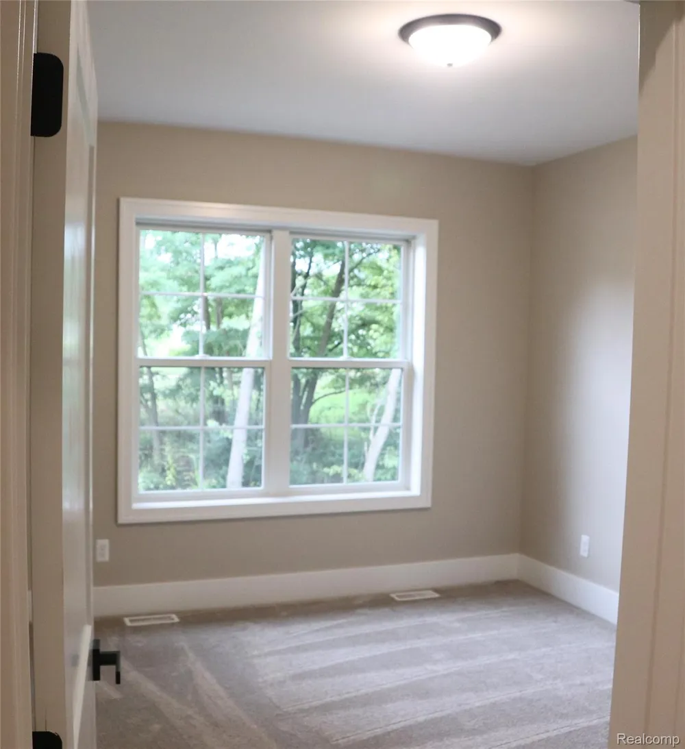 7877 Donegal Court Tyrone Township, MI 48430