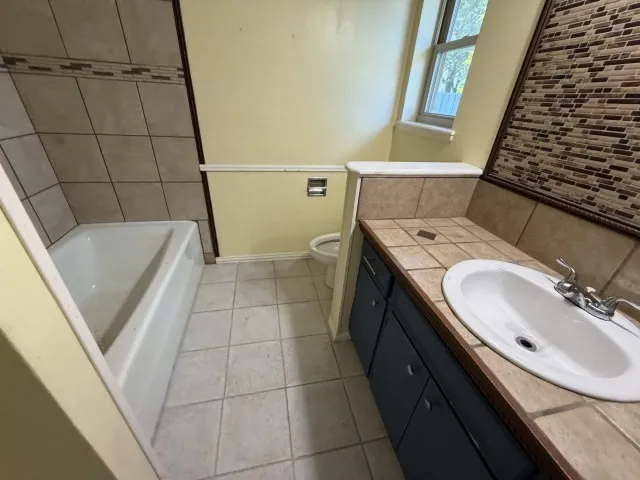 102 Newport Lane Bullard, TX 75757