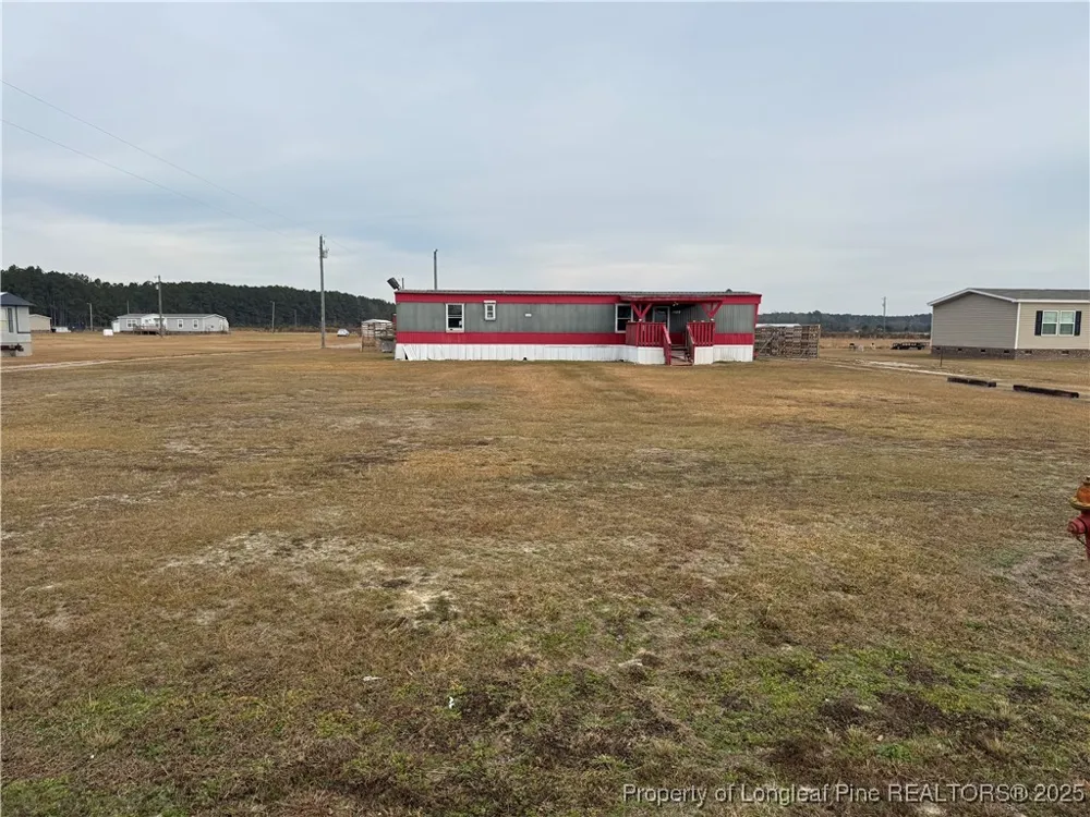 6717 Raynham Road Fairmont, NC 28340