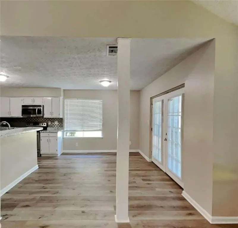 8602 Creekwood Way Jonesboro, GA 30238