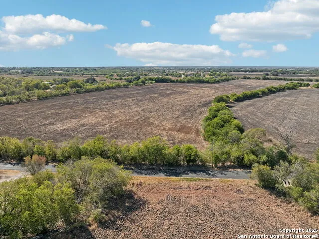 11735 obrien Atascosa, TX 78002