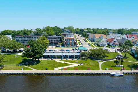 218 S Harbor Drive #202
