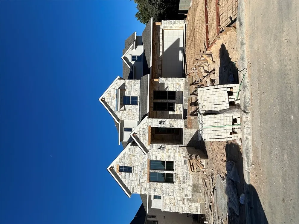 1904 Crimson Sunset Drive Georgetown, TX 78628