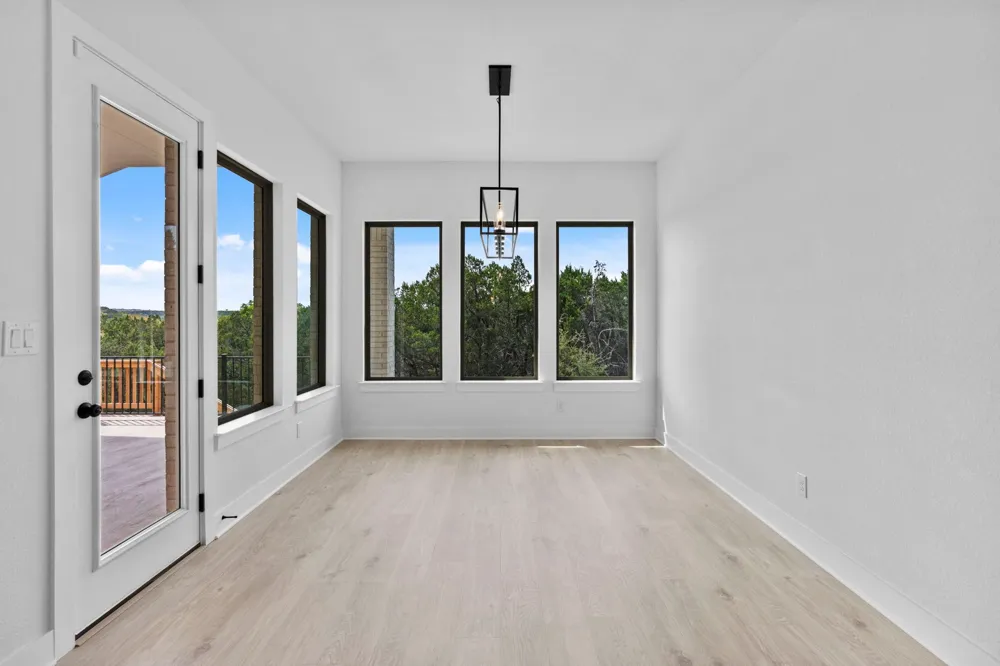1904 Crimson Sunset Drive Georgetown, TX 78628