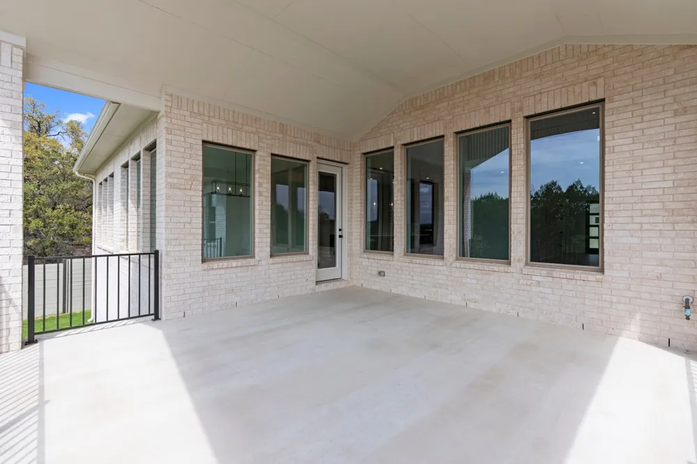 1904 Crimson Sunset Drive Georgetown, TX 78628