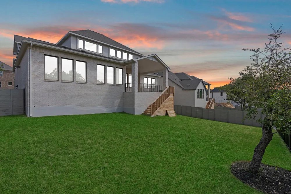 1904 Crimson Sunset Drive Georgetown, TX 78628