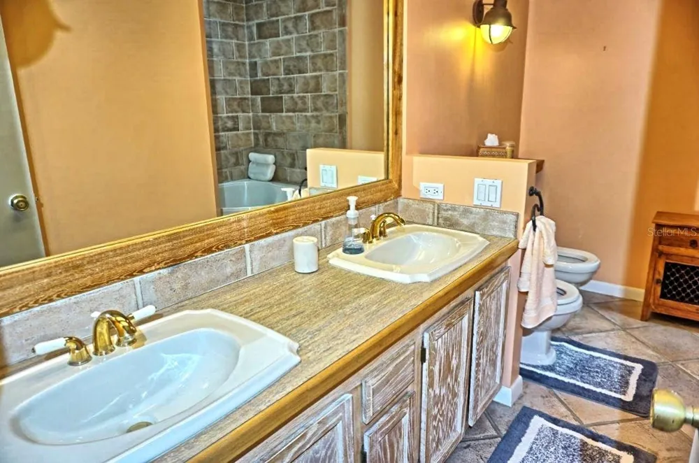 1859 MAZO MANOR #U6 Lutz, FL 33558