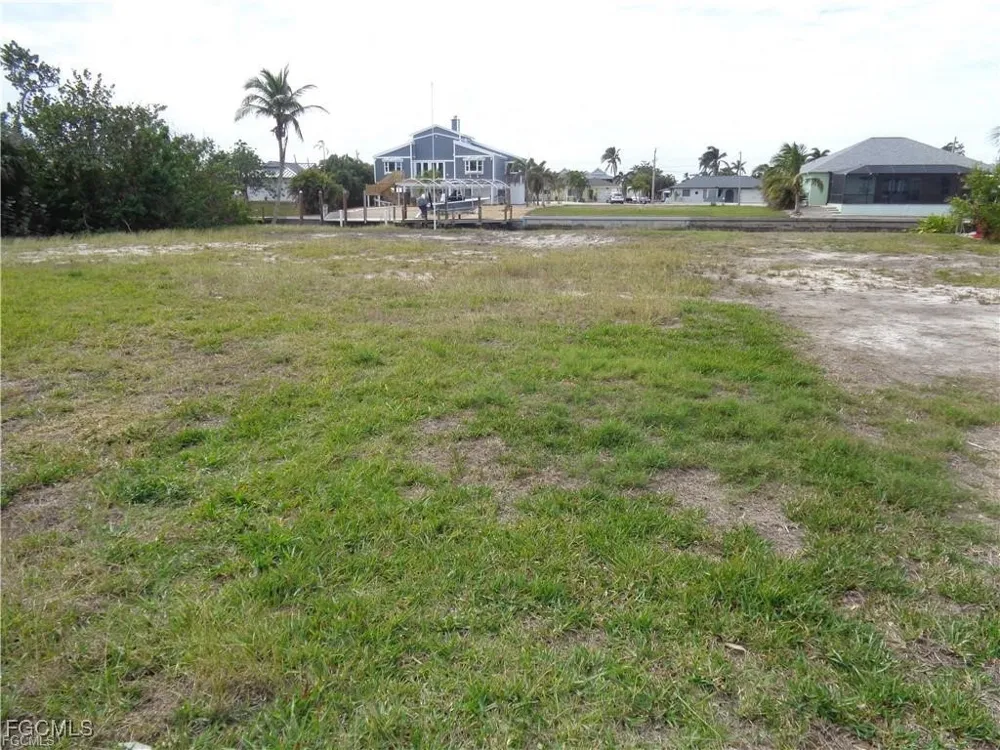 Cussell Drive St James City, FL 33956