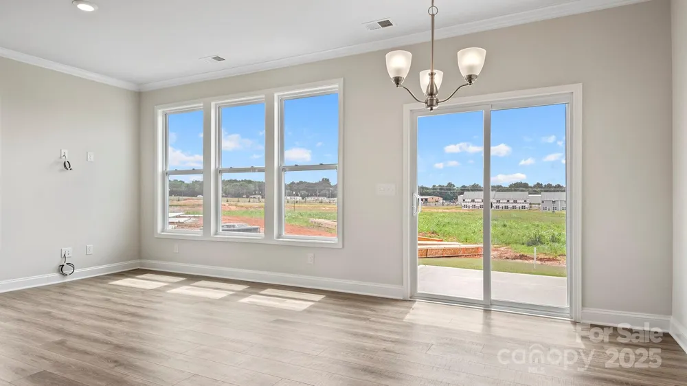 369 Creekview Road Hendersonville, NC 28792