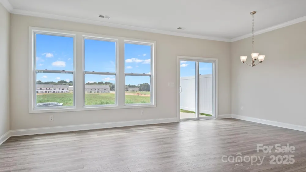 369 Creekview Road Hendersonville, NC 28792