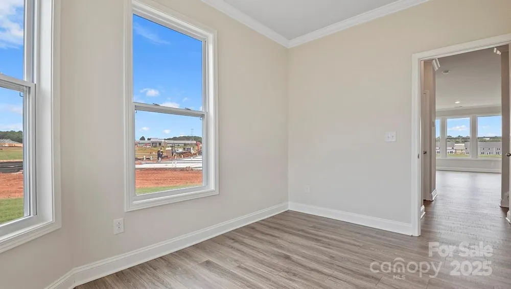 369 Creekview Road Hendersonville, NC 28792