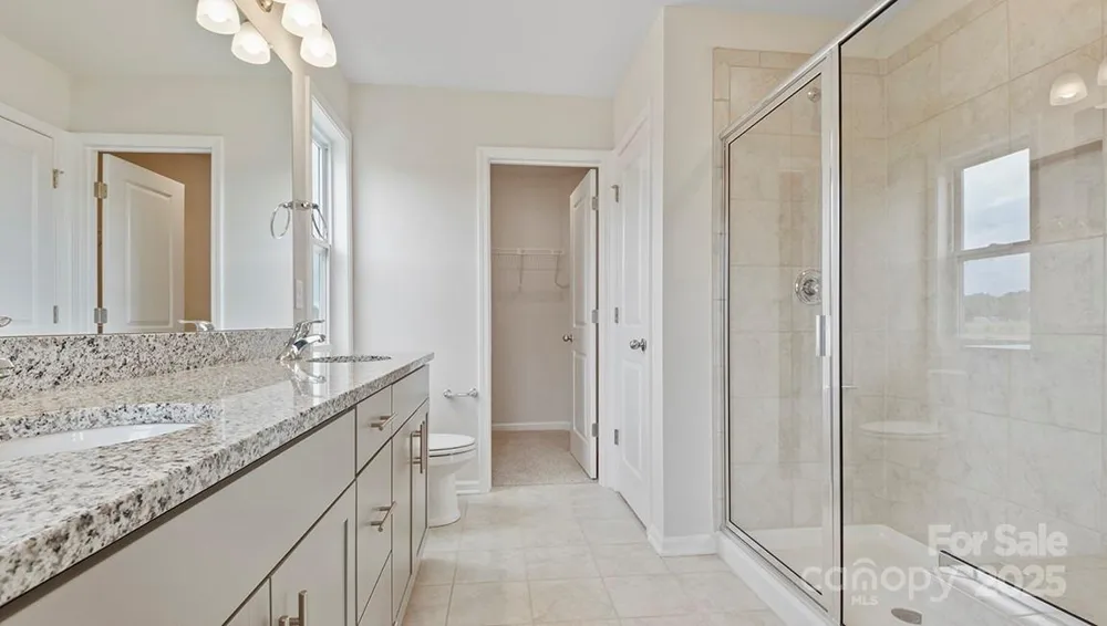 369 Creekview Road Hendersonville, NC 28792