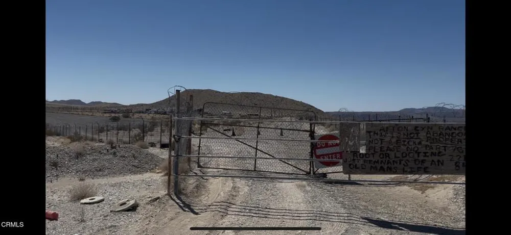 45101 Afton Road Baker, CA 92309