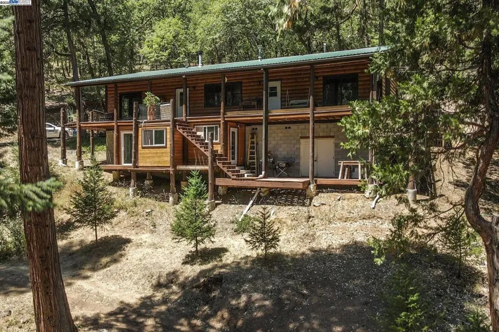 4298 Little Browns Creek Rd Weaverville, CA 96093