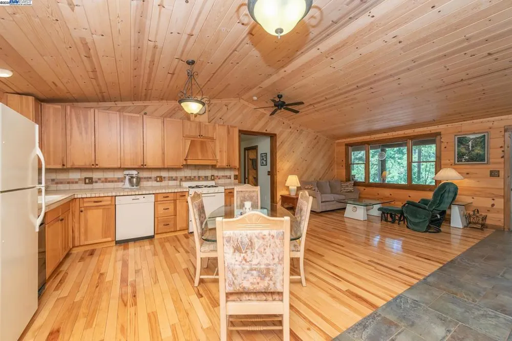 4298 Little Browns Creek Rd Weaverville, CA 96093
