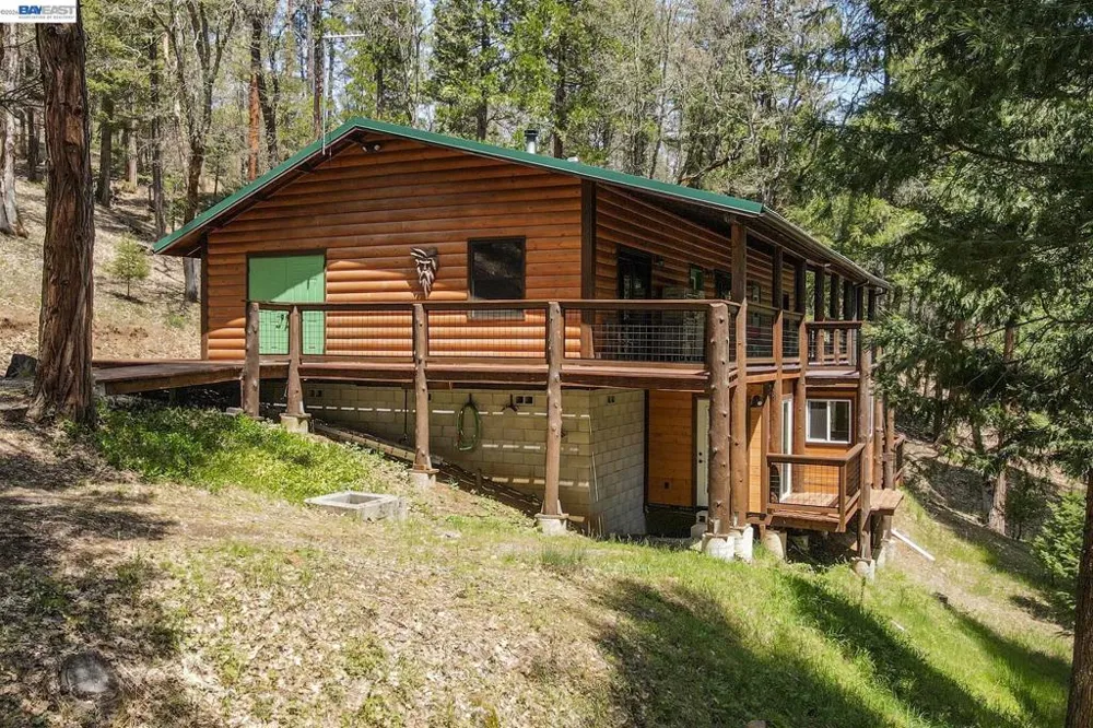 4298 Little Browns Creek Rd Weaverville, CA 96093