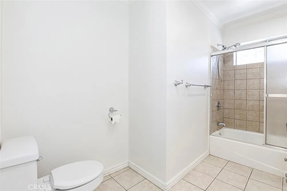 10531 Greenburn Avenue Sunland, CA 91040