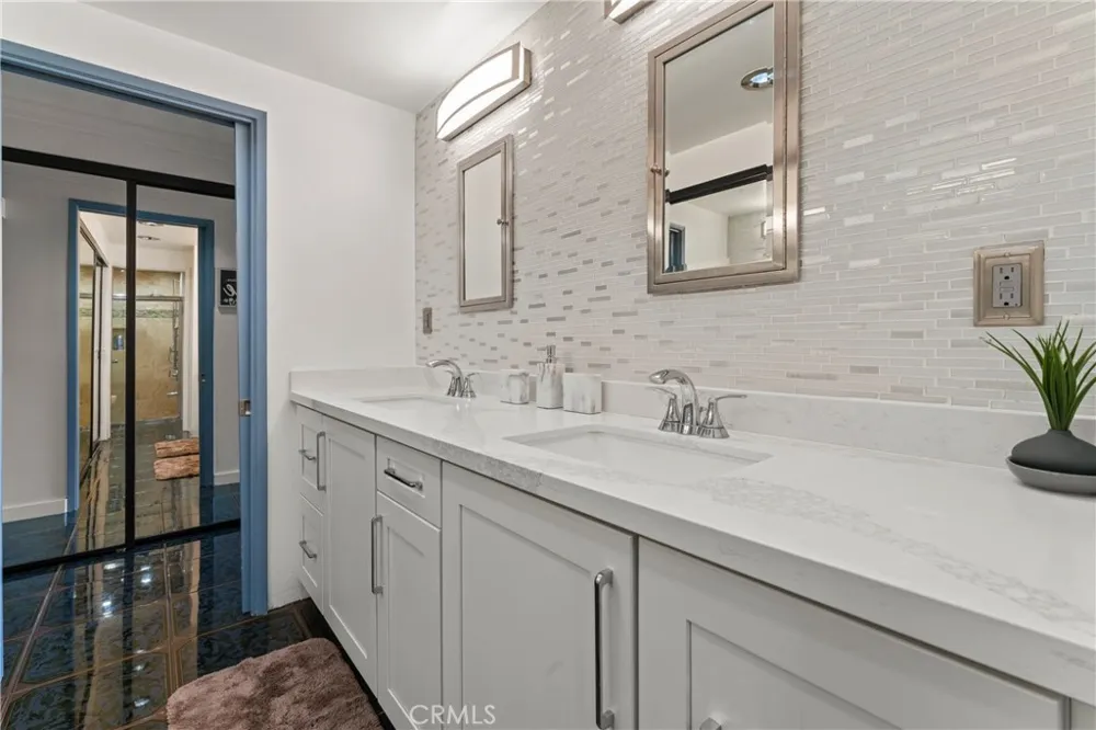 2525 E 19th Street #24 Signal Hill, CA 90755