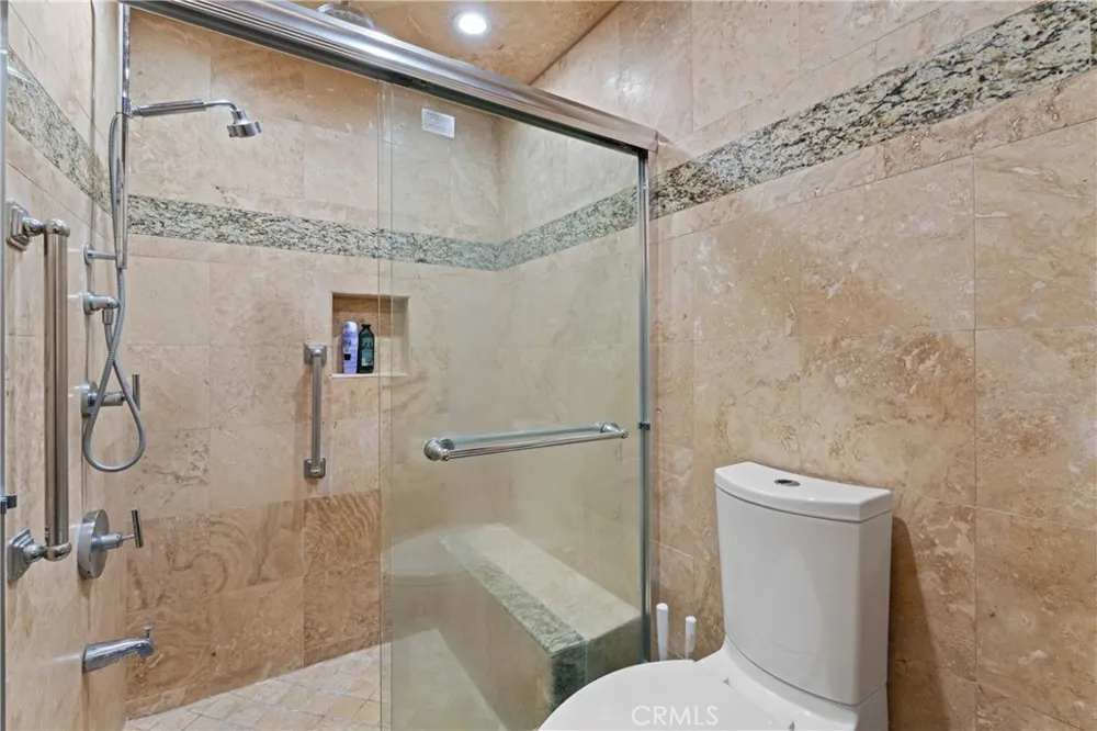 2525 E 19th Street #24 Signal Hill, CA 90755