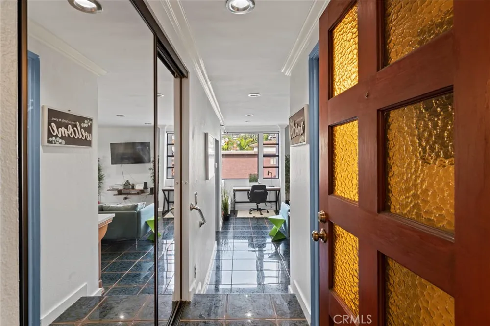 2525 E 19th Street #24 Signal Hill, CA 90755