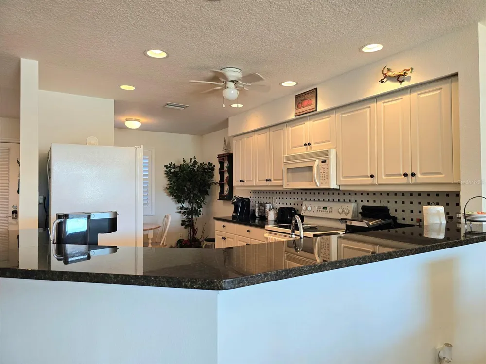 6446 7TH AVENUE CIRCLE W #6446 Bradenton, FL 34209