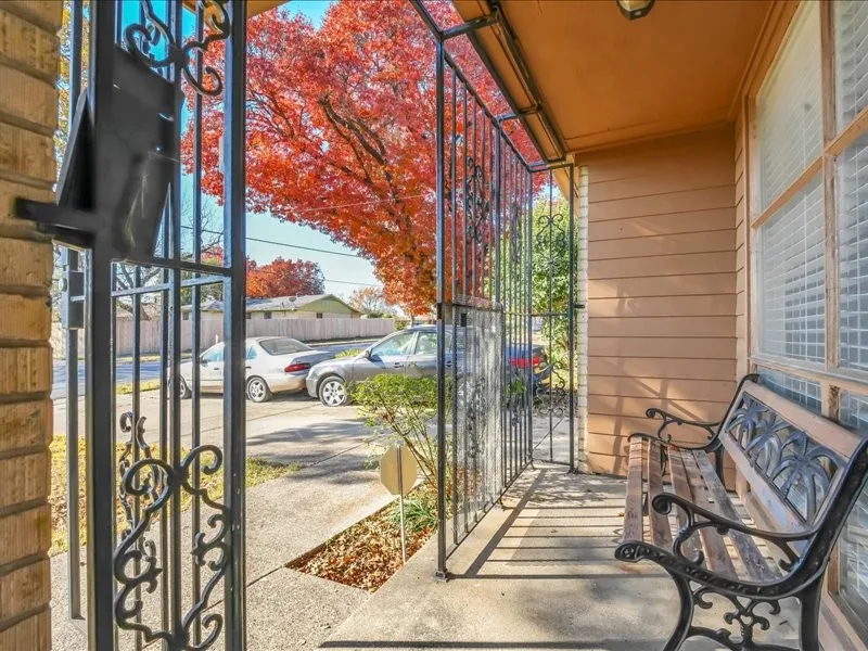 509 Bluewood Drive Dallas, TX 75232