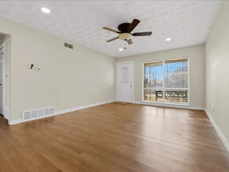509 Bluewood Drive Dallas, TX 75232