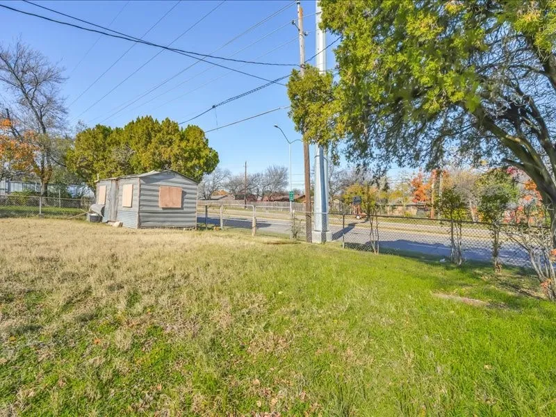 509 Bluewood Drive Dallas, TX 75232