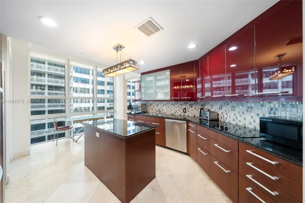 10225 Collins Ave #404 Bal Harbour, FL 33154