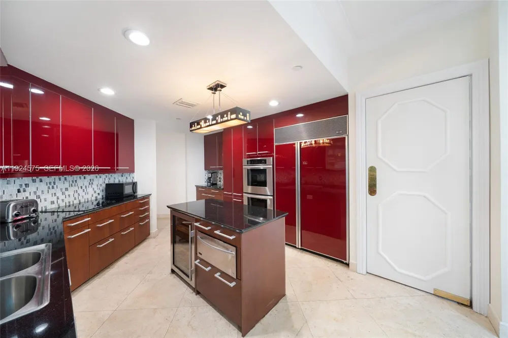10225 Collins Ave #404 Bal Harbour, FL 33154