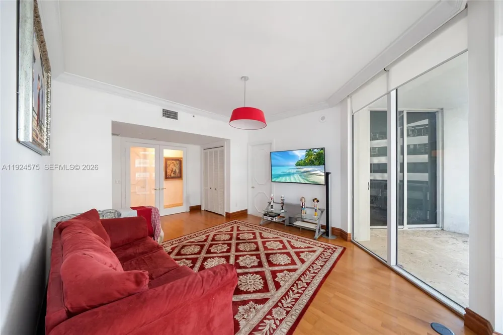 10225 Collins Ave #404 Bal Harbour, FL 33154